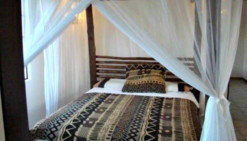 Muweti Bush Lodge Grietjie Game Reserve Екстериор снимка